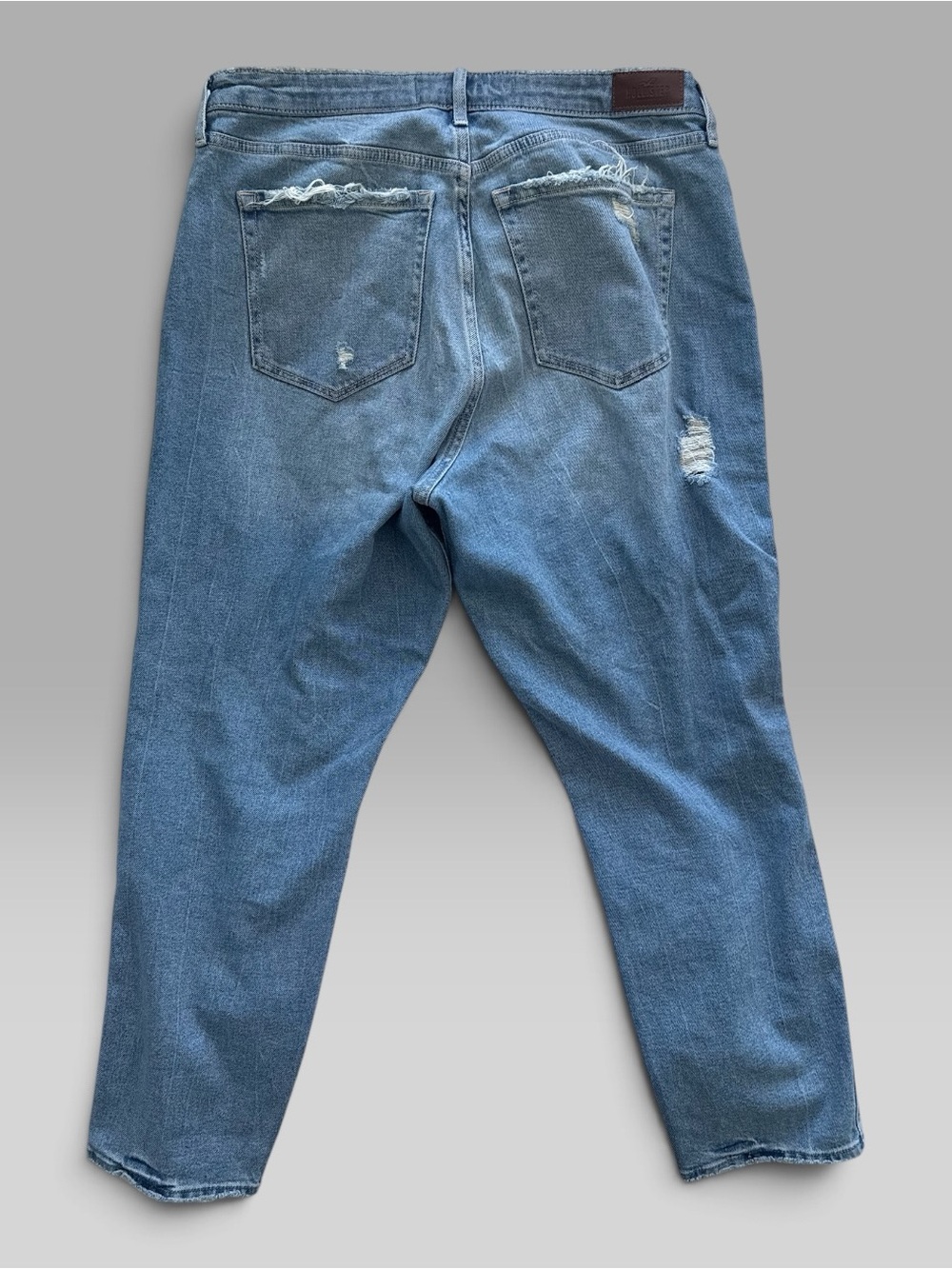 Hollister Women's High Rise Distressed Mom Jeans - Picture 7 of 8